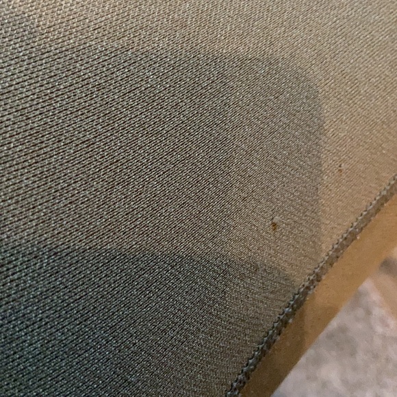 Green gymshark capris small - Picture 7 of 8